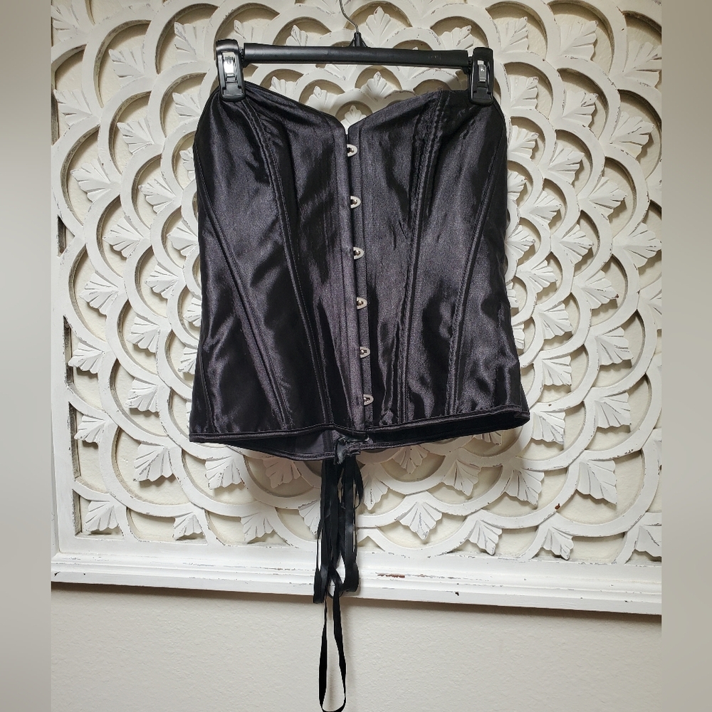 Black Metal Eyelet Lace-Up Corset With Soft Boning Size 2XL